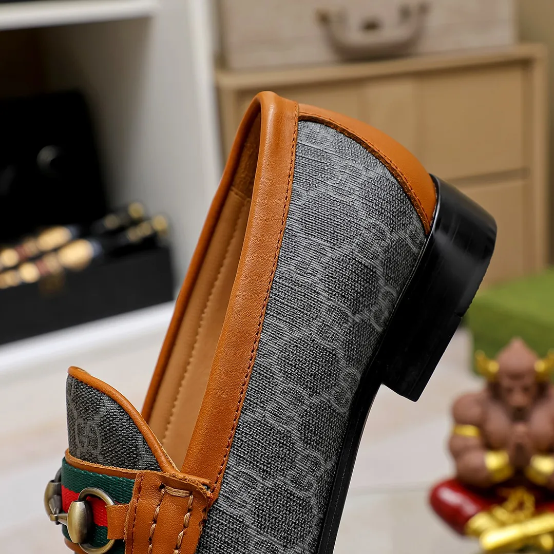 Men's men's shoes 💰420 🆘【GUCCI】Gucci ·🐂里· Hot-selling pea shoes top brand luxury, top quality, the latest fashion pea shoes. The upper is made of original first-layer cowhide. (Full first-layer water-dyed 🐂 leather·inner). The original stylish and stylish soft rubber wear-resistant and non-slip outsole is light and comfortable on the foot, available in 3 colors! Matching code: 38 / 45